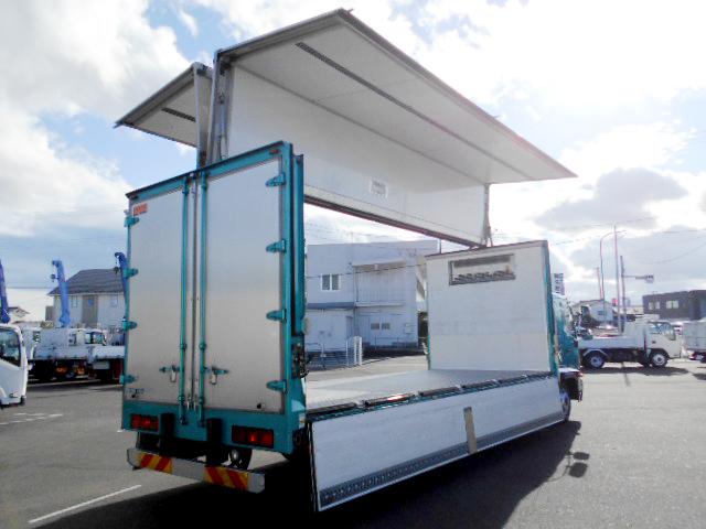 ヒノレンジャー 　冷蔵冷凍ウイング　上物東プレ製　－３０℃設定　積載２．３ｔ　ワイドボディ　荷台寸法６２２×２３８×２２０　荷台床アルミ縞板　ラッシングレール２段　内フック５対　アオリ開閉サポート　走行６６万ｋｍ（30枚目）