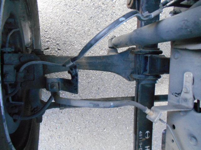 ヒノレンジャー 　冷蔵冷凍ウイング　上物東プレ製　－３０℃設定　積載２．３ｔ　ワイドボディ　荷台寸法６２２×２３８×２２０　荷台床アルミ縞板　ラッシングレール２段　内フック５対　アオリ開閉サポート　走行６６万ｋｍ（53枚目）