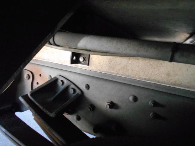 ヒノレンジャー 　冷蔵冷凍ウイング　上物東プレ製　－３０℃設定　積載２．３ｔ　ワイドボディ　荷台寸法６２２×２３８×２２０　荷台床アルミ縞板　ラッシングレール２段　内フック５対　アオリ開閉サポート　走行６６万ｋｍ（75枚目）