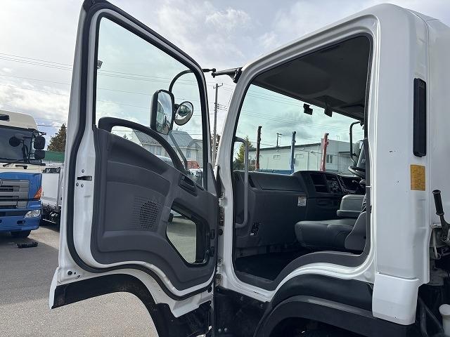 フォワード 　３転ダンプ　上物極東開発製　積載３．４５ｔ　荷台寸法３４１×２０６×３１　右側電動サイドゲート付　コボレーン付　走行７．４万ｋｍ　６速ミッション（14枚目）