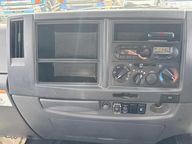 フォワード 　３転ダンプ　上物極東開発製　積載３．４５ｔ　荷台寸法３４１×２０６×３１　右側電動サイドゲート付　コボレーン付　走行７．４万ｋｍ　６速ミッション（25枚目）