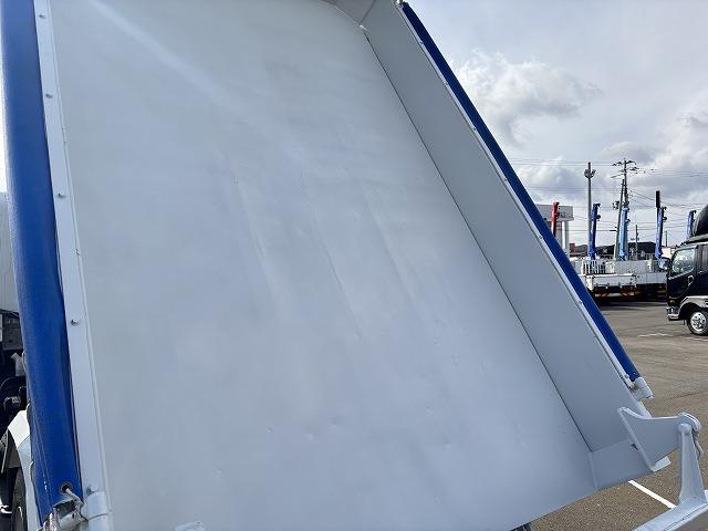 フォワード 　３転ダンプ　上物極東開発製　積載３．４５ｔ　荷台寸法３４１×２０６×３１　右側電動サイドゲート付　コボレーン付　走行７．４万ｋｍ　６速ミッション（36枚目）