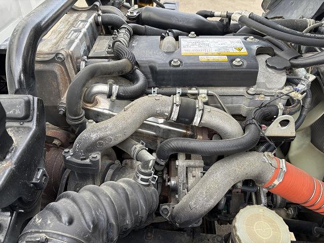 フォワード 　３転ダンプ　上物極東開発製　積載３．４５ｔ　荷台寸法３４１×２０６×３１　右側電動サイドゲート付　コボレーン付　走行７．４万ｋｍ　６速ミッション（47枚目）