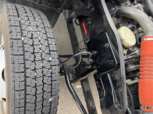 フォワード 　３転ダンプ　上物極東開発製　積載３．４５ｔ　荷台寸法３４１×２０６×３１　右側電動サイドゲート付　コボレーン付　走行７．４万ｋｍ　６速ミッション（55枚目）