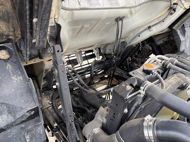 フォワード 　３転ダンプ　上物極東開発製　積載３．４５ｔ　荷台寸法３４１×２０６×３１　右側電動サイドゲート付　コボレーン付　走行７．４万ｋｍ　６速ミッション（56枚目）