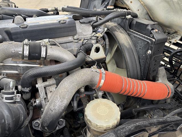 フォワード 　３転ダンプ　上物極東開発製　積載３．４５ｔ　荷台寸法３４１×２０６×３１　右側電動サイドゲート付　コボレーン付　走行７．４万ｋｍ　６速ミッション（62枚目）