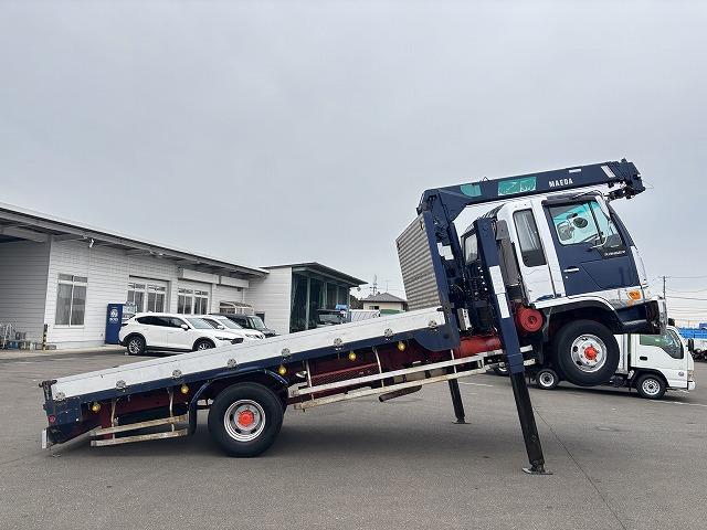 ヒノレンジャー 　クレーン付ハイジャッキ　上物前田製　３段ブーム　２．９ｔ吊り　フックイン　ロングジャッキ　荷台寸法４５９×２１０×１９　荷台床板張り　積載２．５ｔ　フルタイム４ＷＤ♪　生エンジン（8枚目）