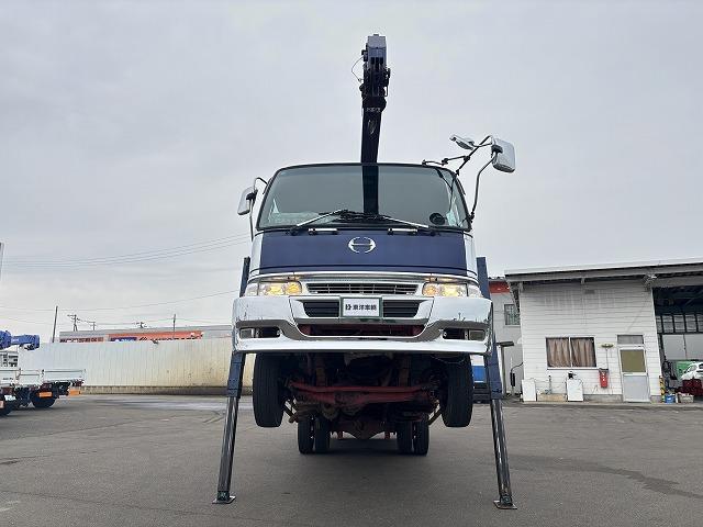 ヒノレンジャー 　クレーン付ハイジャッキ　上物前田製　３段ブーム　２．９ｔ吊り　フックイン　ロングジャッキ　荷台寸法４５９×２１０×１９　荷台床板張り　積載２．５ｔ　フルタイム４ＷＤ♪　生エンジン（52枚目）