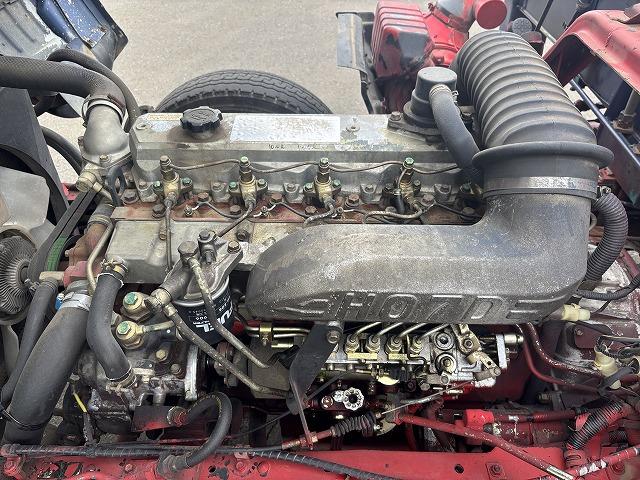 ヒノレンジャー 　クレーン付ハイジャッキ　上物前田製　３段ブーム　２．９ｔ吊り　フックイン　ロングジャッキ　荷台寸法４５９×２１０×１９　荷台床板張り　積載２．５ｔ　フルタイム４ＷＤ♪　生エンジン（55枚目）