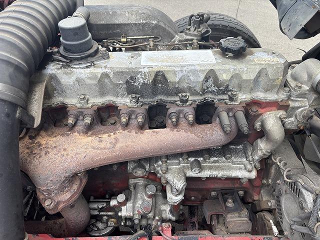 ヒノレンジャー 　クレーン付ハイジャッキ　上物前田製　３段ブーム　２．９ｔ吊り　フックイン　ロングジャッキ　荷台寸法４５９×２１０×１９　荷台床板張り　積載２．５ｔ　フルタイム４ＷＤ♪　生エンジン（58枚目）