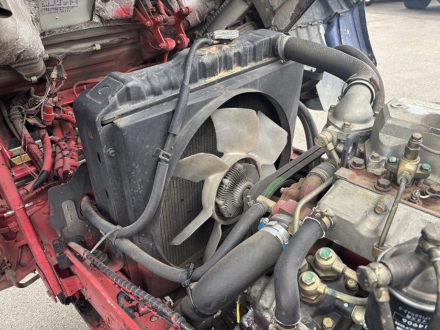 ヒノレンジャー 　クレーン付ハイジャッキ　上物前田製　３段ブーム　２．９ｔ吊り　フックイン　ロングジャッキ　荷台寸法４５９×２１０×１９　荷台床板張り　積載２．５ｔ　フルタイム４ＷＤ♪　生エンジン（65枚目）