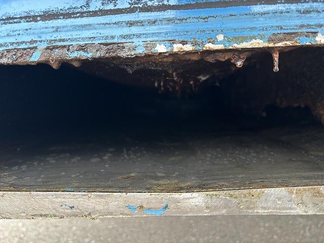 エルフトラック 塵芥車/パッカー車 プレス式 上物新明和製 容量4.2立米 積載2t 連続スイッチ 汚水タンク 走行7.8万km 5速ミッション(37枚目)