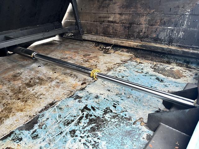 エルフトラック 塵芥車/パッカー車 プレス式 上物新明和製 容量4.2立米 積載2t 連続スイッチ 汚水タンク 走行7.8万km 5速ミッション(51枚目)