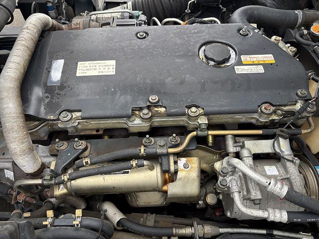 エルフトラック 塵芥車/パッカー車 プレス式 上物新明和製 容量4.2立米 積載2t 連続スイッチ 汚水タンク 走行7.8万km 5速ミッション(53枚目)