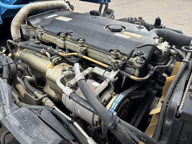 エルフトラック 塵芥車/パッカー車 プレス式 上物新明和製 容量4.2立米 積載2t 連続スイッチ 汚水タンク 走行7.8万km 5速ミッション(54枚目)