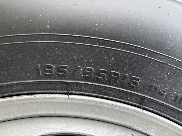 エルフトラック 塵芥車/パッカー車 プレス式 上物新明和製 容量4.2立米 積載2t 連続スイッチ 汚水タンク 走行7.8万km 5速ミッション(59枚目)