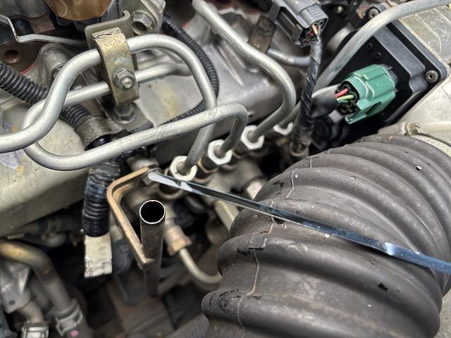 エルフトラック 塵芥車/パッカー車 プレス式 上物新明和製 容量4.2立米 積載2t 連続スイッチ 汚水タンク 走行7.8万km 5速ミッション(65枚目)