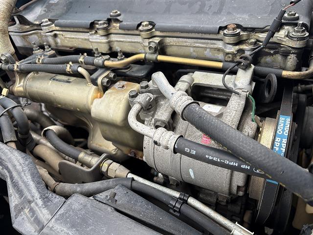 エルフトラック 塵芥車/パッカー車 プレス式 上物新明和製 容量4.2立米 積載2t 連続スイッチ 汚水タンク 走行7.8万km 5速ミッション(69枚目)