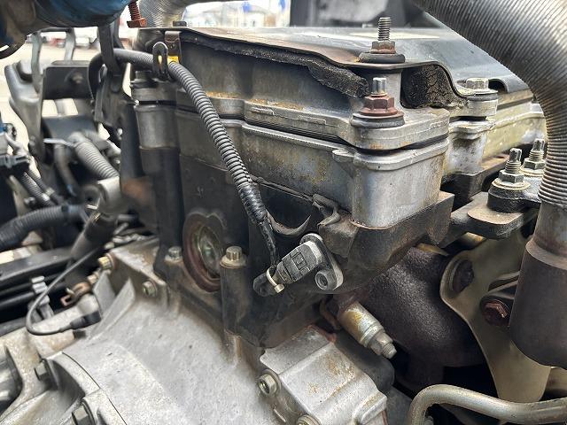 エルフトラック 塵芥車/パッカー車 プレス式 上物新明和製 容量4.2立米 積載2t 連続スイッチ 汚水タンク 走行7.8万km 5速ミッション(70枚目)