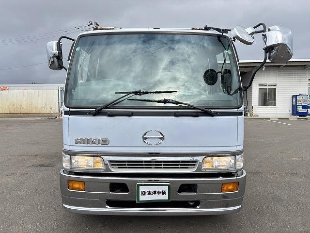 ヒノレンジャー 　クレーン付セルフローダー　上物古河ユニック　４段ブーム　ラジコン（無線）　フックイン　２．９ｔ吊　角足＆差し違いアウトリガー　積載１．６５ｔ　荷台寸法５６４×２１０×９　荷台床鉄板張り　スライドボディ（6枚目）