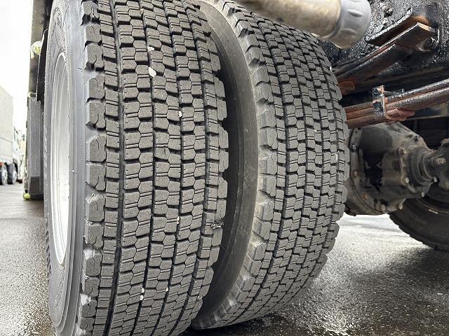 ヒノレンジャー 　クレーン付セルフローダー　上物古河ユニック　４段ブーム　ラジコン（無線）　フックイン　２．９ｔ吊　角足＆差し違いアウトリガー　積載１．６５ｔ　荷台寸法５６４×２１０×９　荷台床鉄板張り　スライドボディ（64枚目）