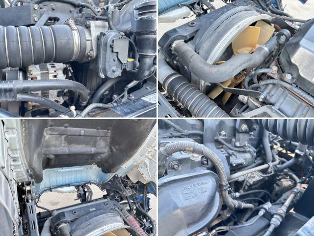 クオン 　ロング深ダンプ　上物ＫＭウイング製　積載１１．３ｔ　容量３２立米　荷台寸法８５０×２３１×１６２　荷台ハルドックス（耐摩耗鋼板）　２デフ　後方片開扉　バックモニター　走行８４．１万ｋｍ　ＡＴシフト（60枚目）