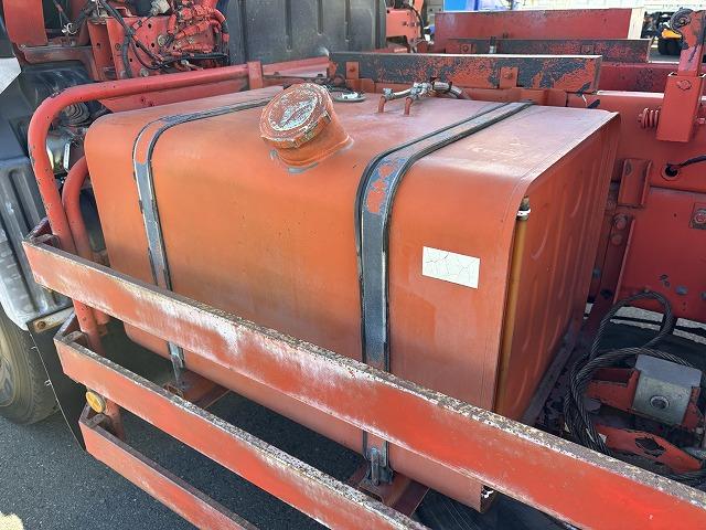 スーパーグレート 　大型ダンプ　上物極東開発製　積載９．４ｔ　電動コボレーン付　荷台寸法５３０ｘ２３０　２デフ　３８０馬力　エンジン６Ｍ７０♪　燃焼不要♪　７速ミッション　走行６４．３万ｋｍ（47枚目）