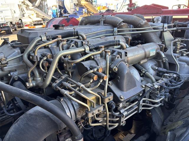 スーパーグレート 　大型ダンプ　上物極東開発製　積載９．４ｔ　電動コボレーン付　荷台寸法５３０ｘ２３０　２デフ　３８０馬力　エンジン６Ｍ７０♪　燃焼不要♪　７速ミッション　走行６４．３万ｋｍ（59枚目）