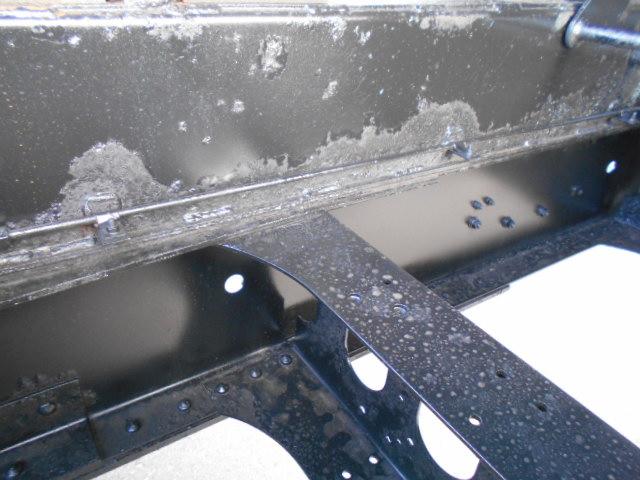 ギガ 　深ダンプ　上物新明和製　容量２９．４立米　積載１１．３ｔ　荷台寸法８５０×２３１×１５０　後方片開き　２デフ　走行８２．５万ｋｍ　７速ミッション（76枚目）