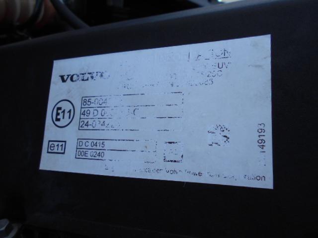 ボルボその他 　トレーラーヘッド　第５輪荷重１１．５ｔ　ハイルーフ　サンルーフ　電動サンシェード　バックモニター　後輪エアサス　総輪アルミホイール　走行４７．９万ｋｍ　ＡＴ車（２ペダル）（60枚目）