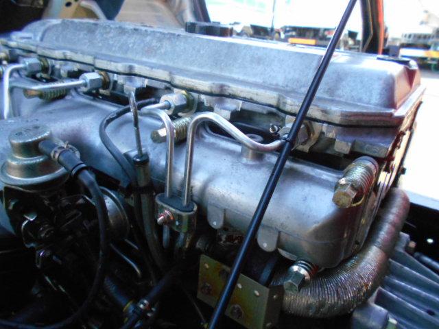 キャンター 　クレーン付き平ボディ　上物古河ユニック製　６段ブーム　ラジコン（無線）　フックイン　２．９３ｔ吊り　リアジャッキ　ワイド超ロングボディ　荷台寸法４４１×２０８×３５　荷台床木張り　アオリ開閉サポート（52枚目）