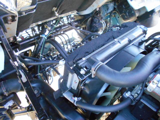 キャンター 　クレーン付き平ボディ　上物古河ユニック製　６段ブーム　ラジコン（無線）　フックイン　２．９３ｔ吊り　リアジャッキ　ワイド超ロングボディ　荷台寸法４４１×２０８×３５　荷台床木張り　アオリ開閉サポート（63枚目）