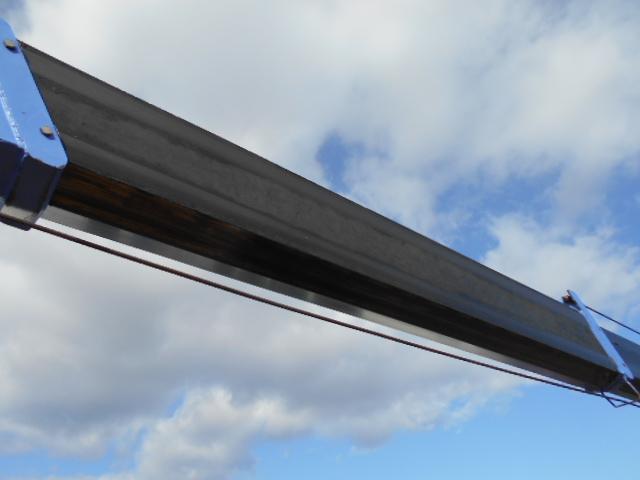 キャンター 　クレーン付き平ボディ　上物タダノ製　４段ブーム　ラジコン（無線）　フックイン　セミロングボディ　荷台寸法２９１ｘ１７９ｘ３７　荷台床木張り　走行１０．９万ｋｍ　５速ミッション（24枚目）