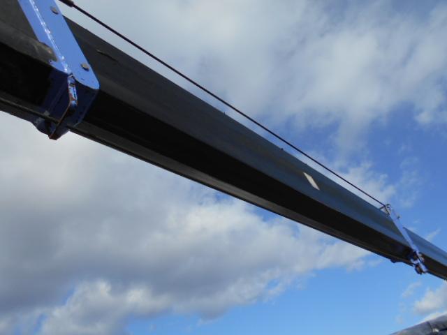 キャンター 　クレーン付き平ボディ　上物タダノ製　４段ブーム　ラジコン（無線）　フックイン　セミロングボディ　荷台寸法２９１ｘ１７９ｘ３７　荷台床木張り　走行１０．９万ｋｍ　５速ミッション（25枚目）