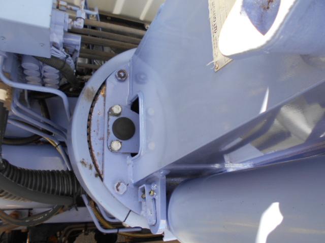 キャンター 　クレーン付き平ボディ　上物タダノ製　４段ブーム　ラジコン（無線）　フックイン　セミロングボディ　荷台寸法２９１ｘ１７９ｘ３７　荷台床木張り　走行１０．９万ｋｍ　５速ミッション（38枚目）