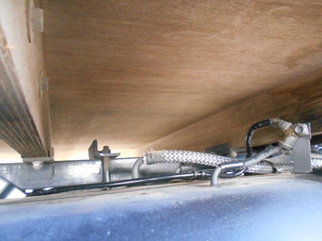 キャンター 　クレーン付き平ボディ　上物タダノ製　４段ブーム　ラジコン（無線）　フックイン　セミロングボディ　荷台寸法２９１ｘ１７９ｘ３７　荷台床木張り　走行１０．９万ｋｍ　５速ミッション（58枚目）