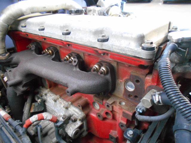 デュトロ 　クレーン付き平ボディ　上物タダノ製　４段ブーム　ラジコン（無線）　フックイン　２．６ｔ吊り　標準ロングボディ　荷台寸法３８０×１７９×３７　荷台床木張り　ロープ穴３対　アオリ開閉サポート（50枚目）