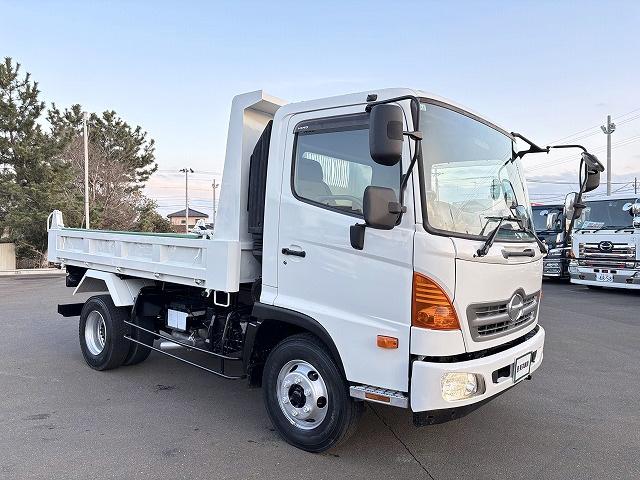 ヒノレンジャー 　ダンプ　上物新明和製　積載３．７ｔ　荷台寸法３４２×２０７×３１　コボレーン付　６速ミッション　走行３．７万ｋｍ（2枚目）