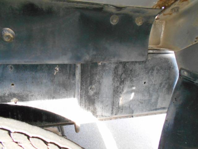 ギガ 　コンクリートミキサー車　上物カヤバ製　容量８．７立米　積載９．６７ｔ　水タンク＆モーター付　電動ホッパーカバー　２デフ　走行２８．４万ｋｍ　７速ミッション（68枚目）