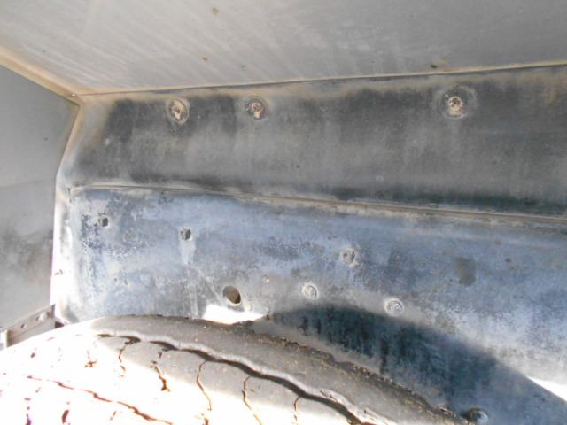 ギガ 　コンクリートミキサー車　上物カヤバ製　容量８．７立米　積載９．６７ｔ　水タンク＆モーター付　電動ホッパーカバー　２デフ　走行２８．４万ｋｍ　７速ミッション（69枚目）