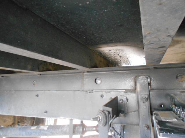 フォワード 　クレーン付きハイジャッキセルフ　上物タダノ製　３段ブーム　フックイン　２．９３ｔ吊り　ロングジャッキ　荷台寸法５００ｘ２４３　荷台床木張り　アユミ掛け＆アユミ板　走行４．６万ｋｍ　６速ミッション（68枚目）