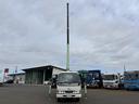 　クレーン付平ボディ　上物古河ユニック　４段ブーム　ラジコン（無線）　フックイン　２．６ｔ吊り　荷台寸法３２７ｘ１８１ｘ３７　荷台床縞鉄板　積載３ｔ　燃焼不要　走行１．２万ｋｍ　５速ミッション（44枚目）
