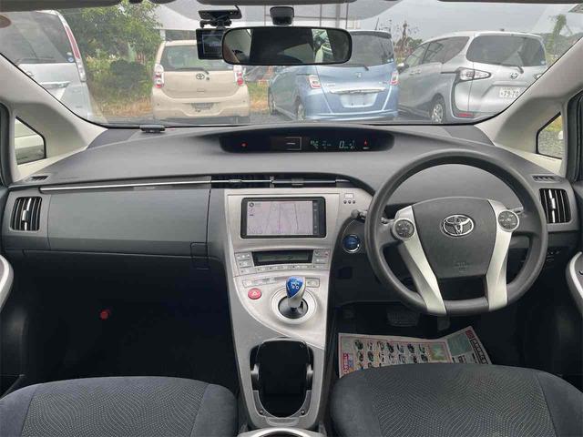 プリウス S ハイブリッド ドライブレコーダー ETC バックカメラ ナビ TV オートライト HID スマートキー 電動格納ミラー CVT 盗難防止システム 衝突安全ボディ アルミホイール CD ABS エアコン(2枚目)