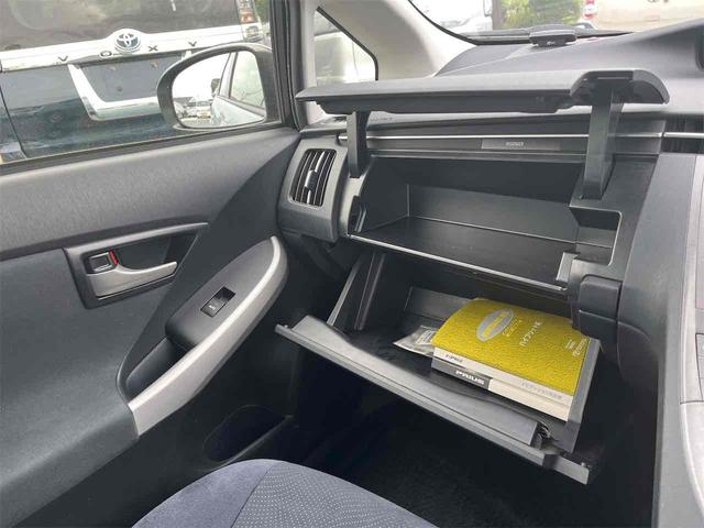 プリウス S ハイブリッド ドライブレコーダー ETC バックカメラ ナビ TV オートライト HID スマートキー 電動格納ミラー CVT 盗難防止システム 衝突安全ボディ アルミホイール CD ABS エアコン(8枚目)