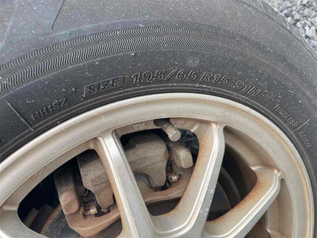 プリウス S ハイブリッド ドライブレコーダー ETC バックカメラ ナビ TV オートライト HID スマートキー 電動格納ミラー CVT 盗難防止システム 衝突安全ボディ アルミホイール CD ABS エアコン(32枚目)