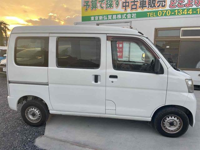 ハイゼットカーゴ 　ＡＴ　両側スライドドア　エアコン　運転席エアバッグ　助手席エアバッグ（4枚目）