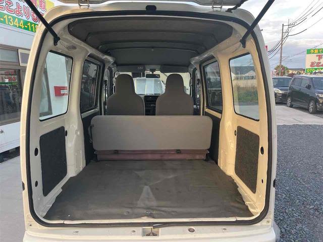 ハイゼットカーゴ 　ＡＴ　両側スライドドア　エアコン　運転席エアバッグ　助手席エアバッグ（17枚目）