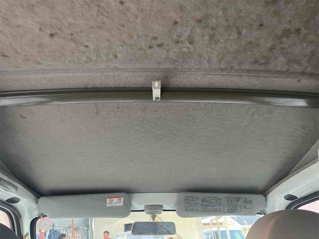 ハイゼットカーゴ 　ＡＴ　両側スライドドア　エアコン　運転席エアバッグ　助手席エアバッグ（18枚目）