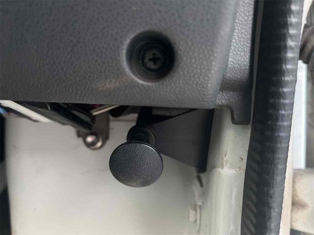 ハイゼットカーゴ 　ＡＴ　両側スライドドア　エアコン　運転席エアバッグ　助手席エアバッグ（30枚目）