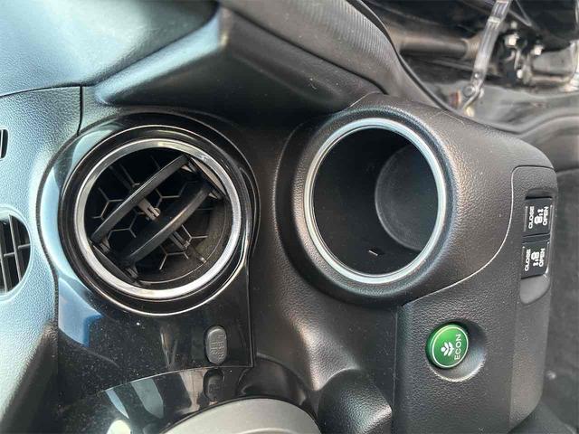 Ｎ－ＢＯＸ 　ドライブレコーダー　ＥＴＣ　バックカメラ　両側電動スライドドア　ナビ　ＴＶ　オートクルーズコントロール　衝突被害軽減システム　オートライト　ＨＩＤ　スマートキー　アイドリングストップ　電動格納ミラー（36枚目）